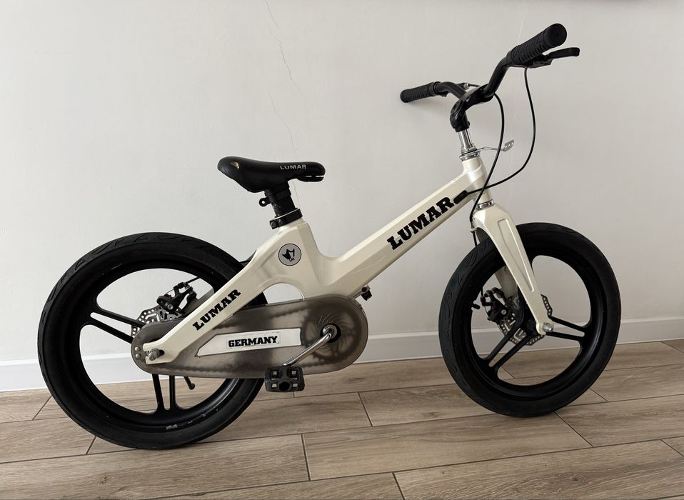 Продам велосипед LUMAR б/у .Ціна 4000грн