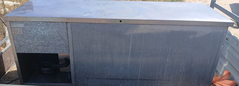Balcão bancada frigorifico frio ventilado de café restaurante