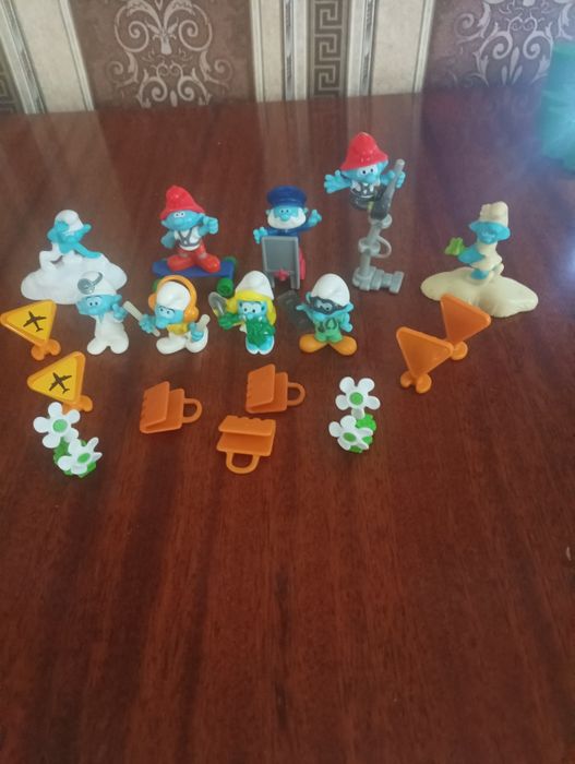Игрушки из Киндер сюрприз