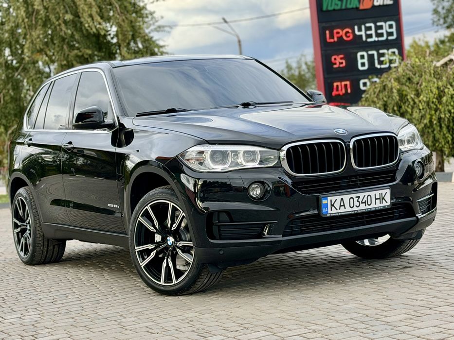 Продам авто BMW X5 F15 в гарному стані