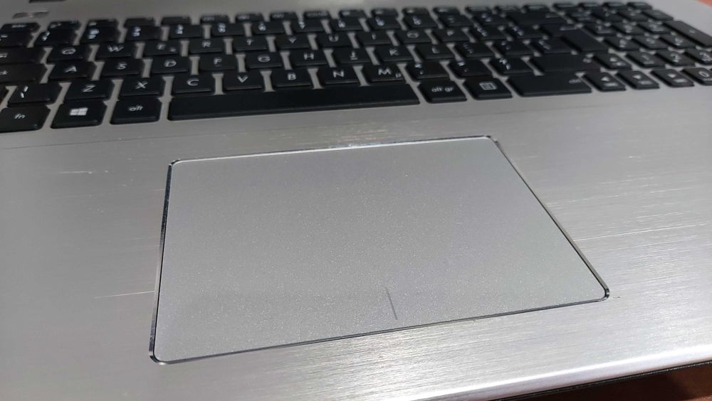 ASUS Gaming 17cali IPS i7 GTX 12GB 650GB CS WoT GTA5