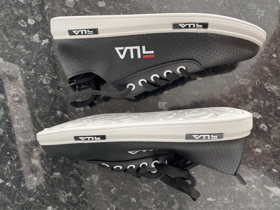 Продам женские кеды, кросовки