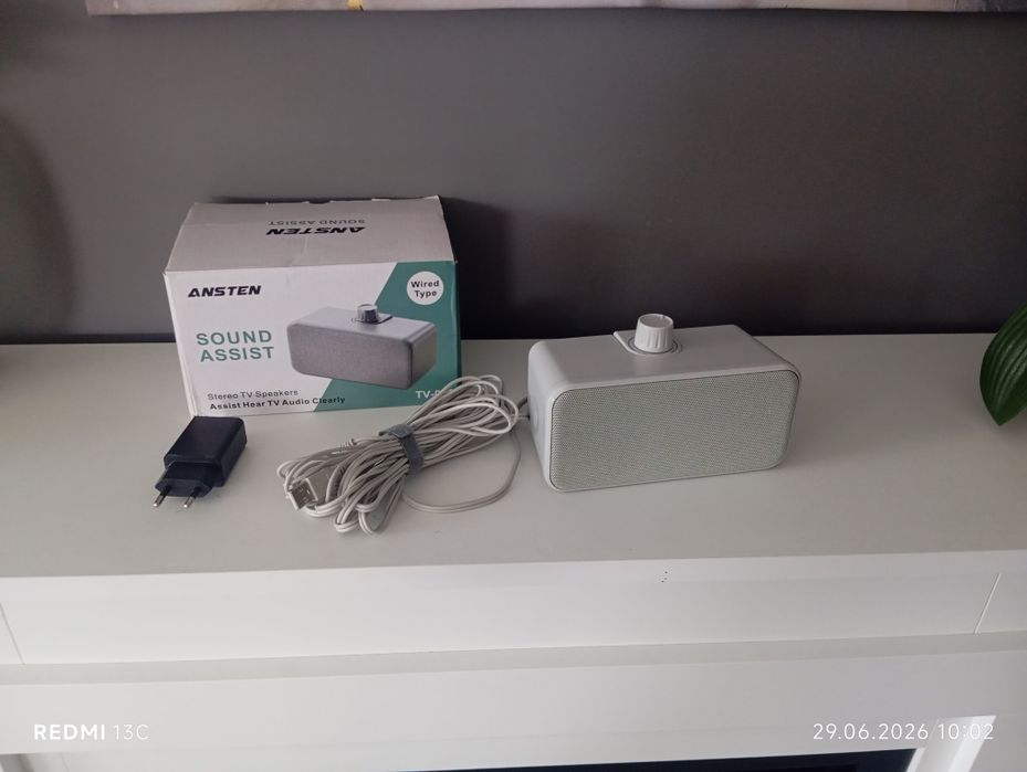 Przewodowy głośnik pomocniczy do telewizora Ansten Sound Assist TV-002.