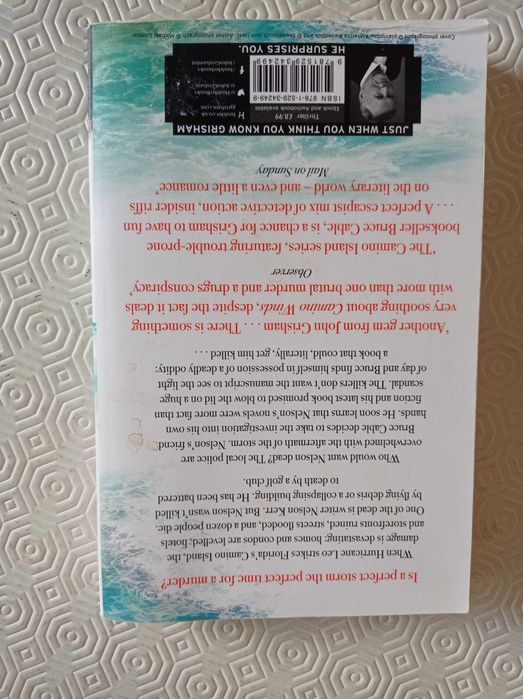 Livros em inglês de John Grisham, Joel Rosenberg e John Dunning