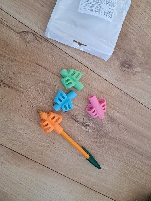 Nowe urządzenie korekcyjne do nauki pisania.