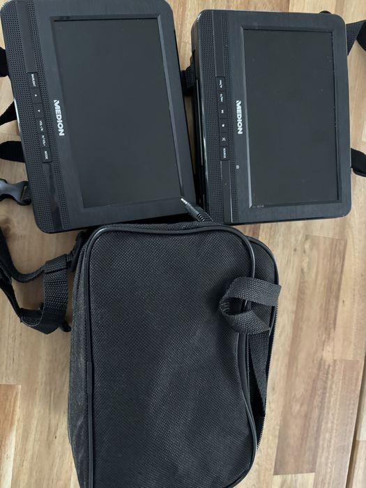 Samochodowy odtwarzacz filmów 2 ekrany