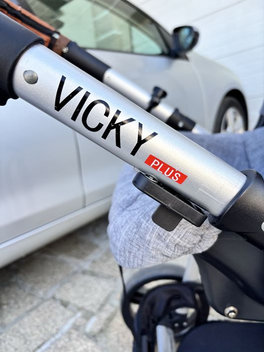 Carrinho pierre cardin com isofix