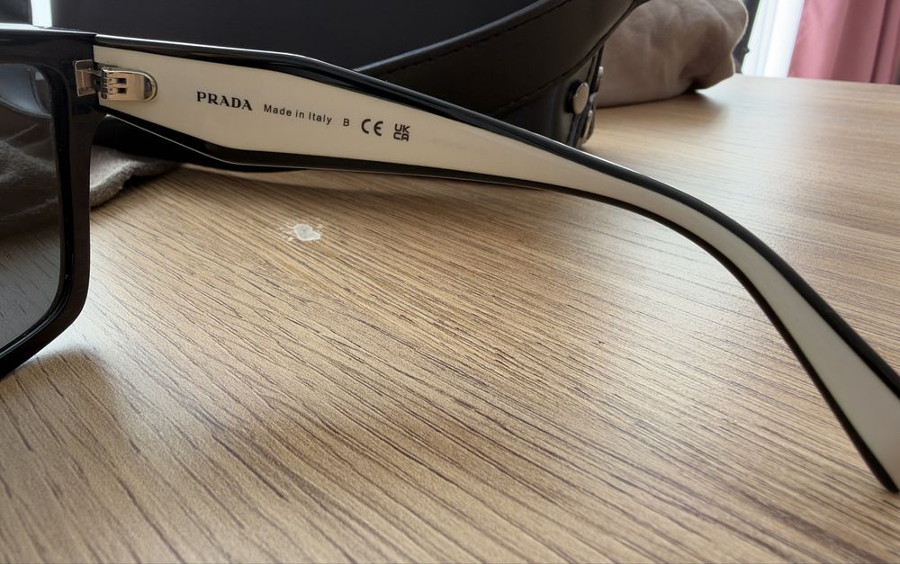 Okulary przeciwsłoneczne PRADA