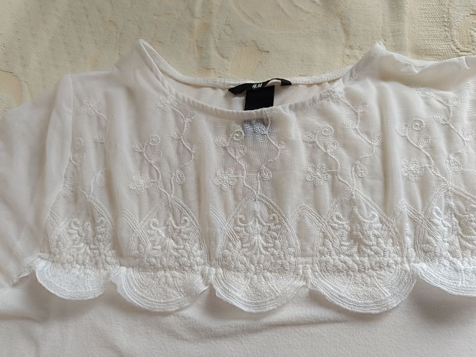 T-shirt com transparência S