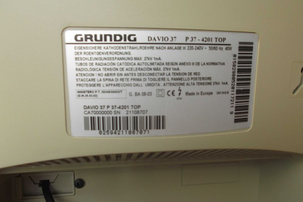 Televisão GRUNDIG Davio
