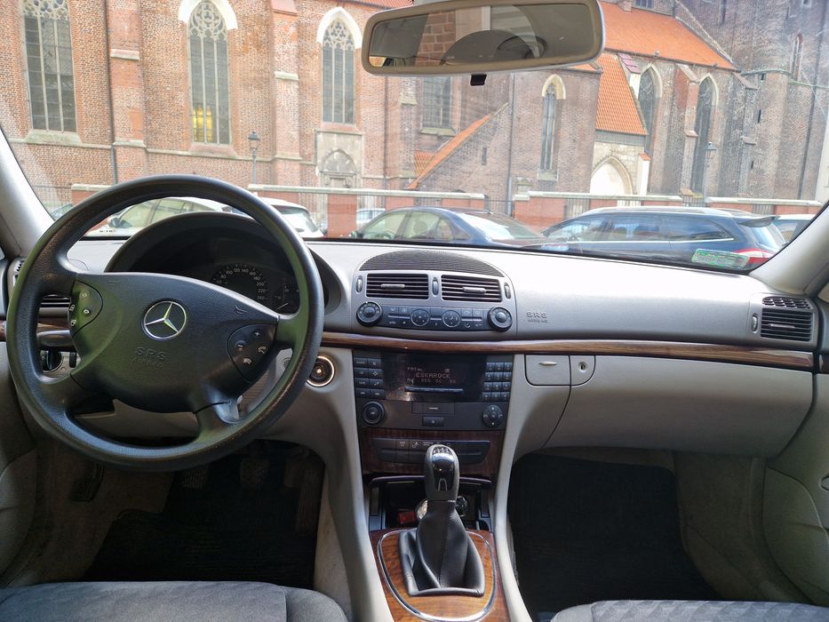 Mercedes W211, 2002 r.