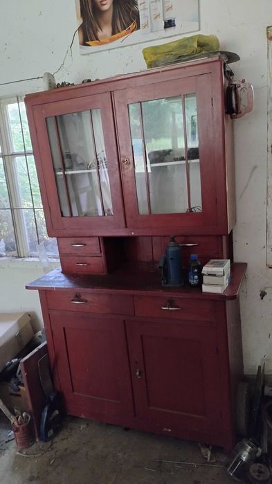 Stary kredens kuchenny do renowacji/odnowy