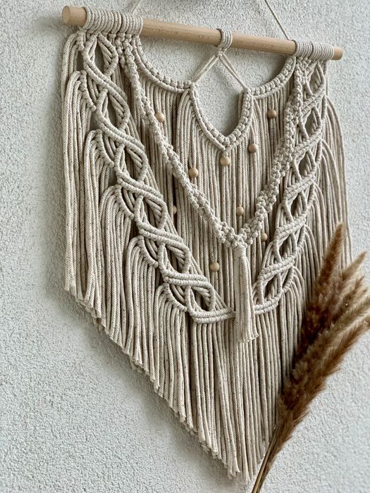 Makrama na ścianę boho rękodzieło prezent ozdoba z koralikami