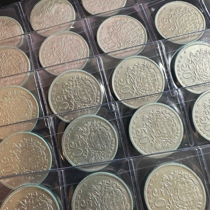 28 Moedas - 50 Centavos - República Portuguesa (Várias Datas/Bom EC)