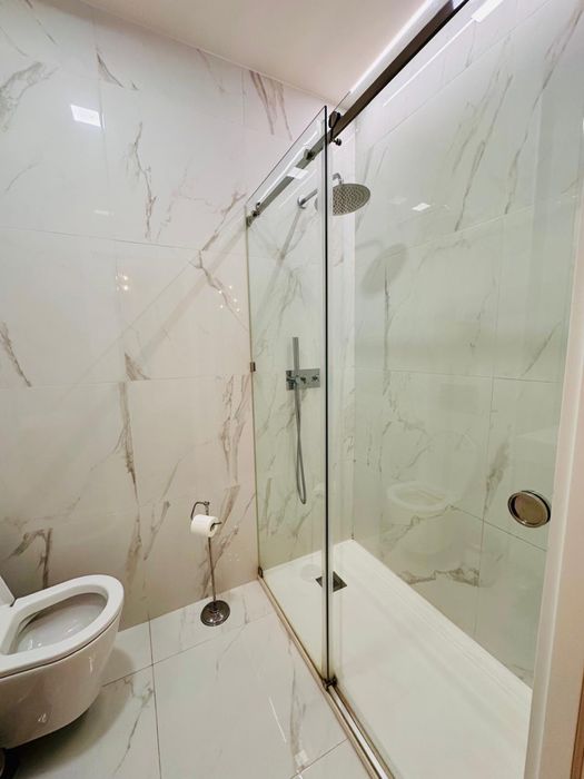T2 Apartamento para arrendar em Algés