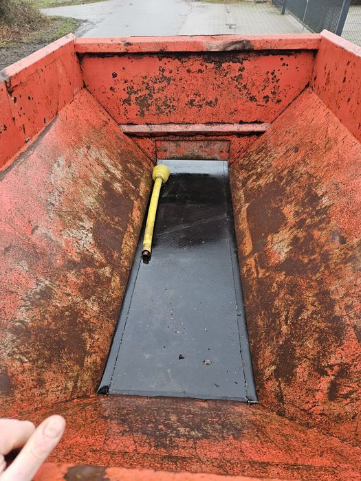 Rozsiewacz wapna bredal 6 ton