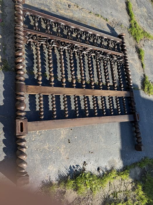 Cabeceira em madeira