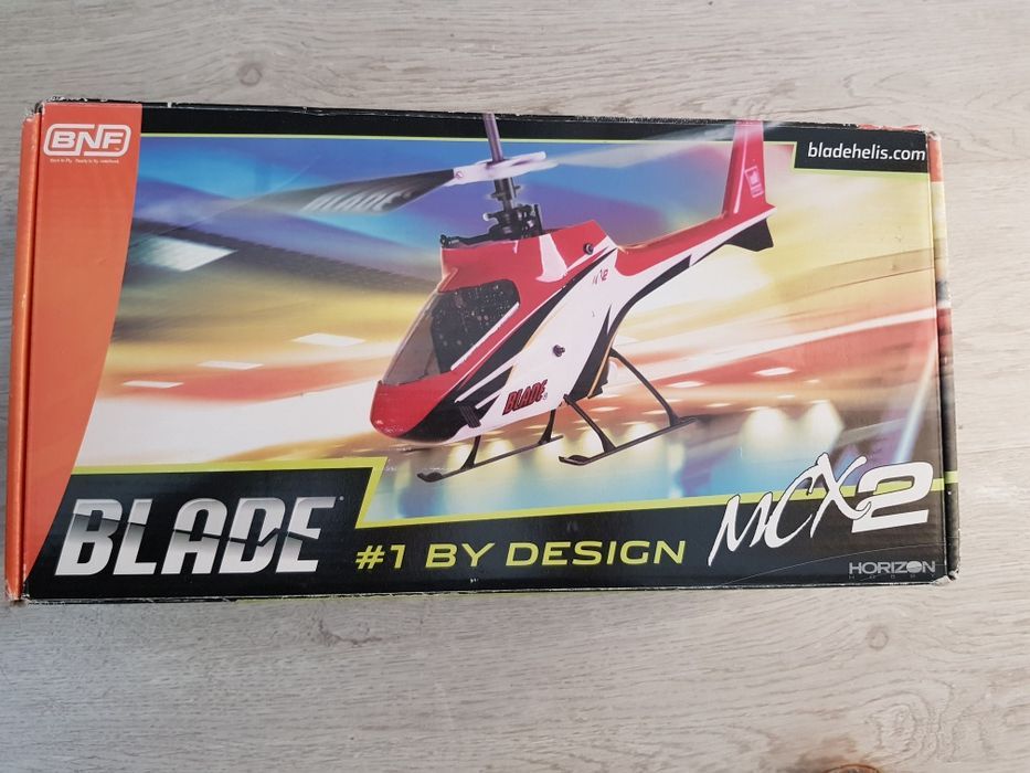 Heli blade mcx2 com telecomando, carregador e baterias