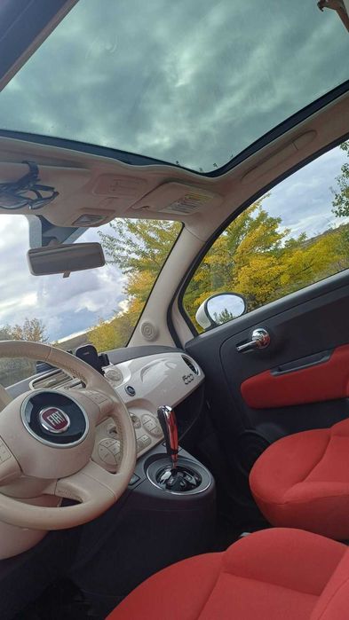 Автомобіль Фіат 500 хетчбек Fiat 500