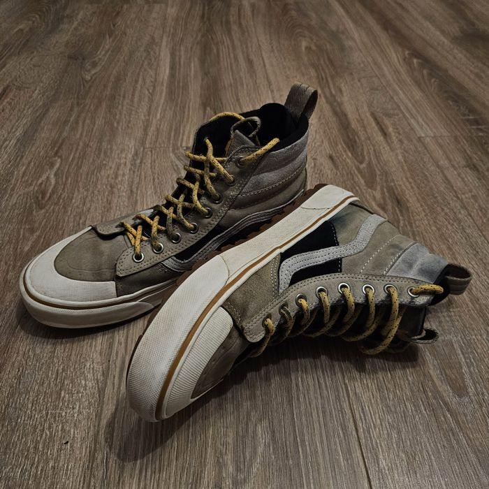 Взуття, берці Caterpillar, Bape Sta, Vans Sk8-Hi MTE-2,Converse monoblack, Vans old skool low black, gelert waterproof