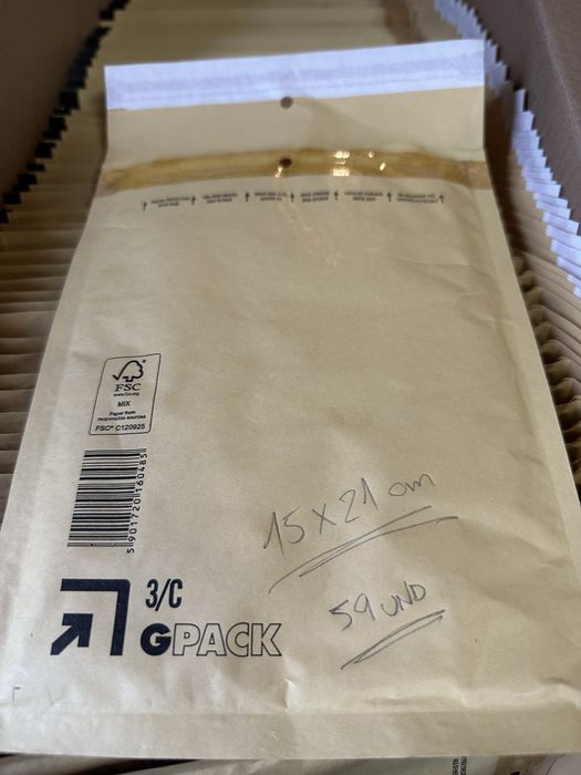 Envelopes almofadados