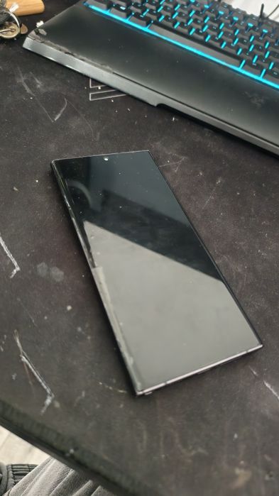 Samsung S22 Ultra 12/256 Opis