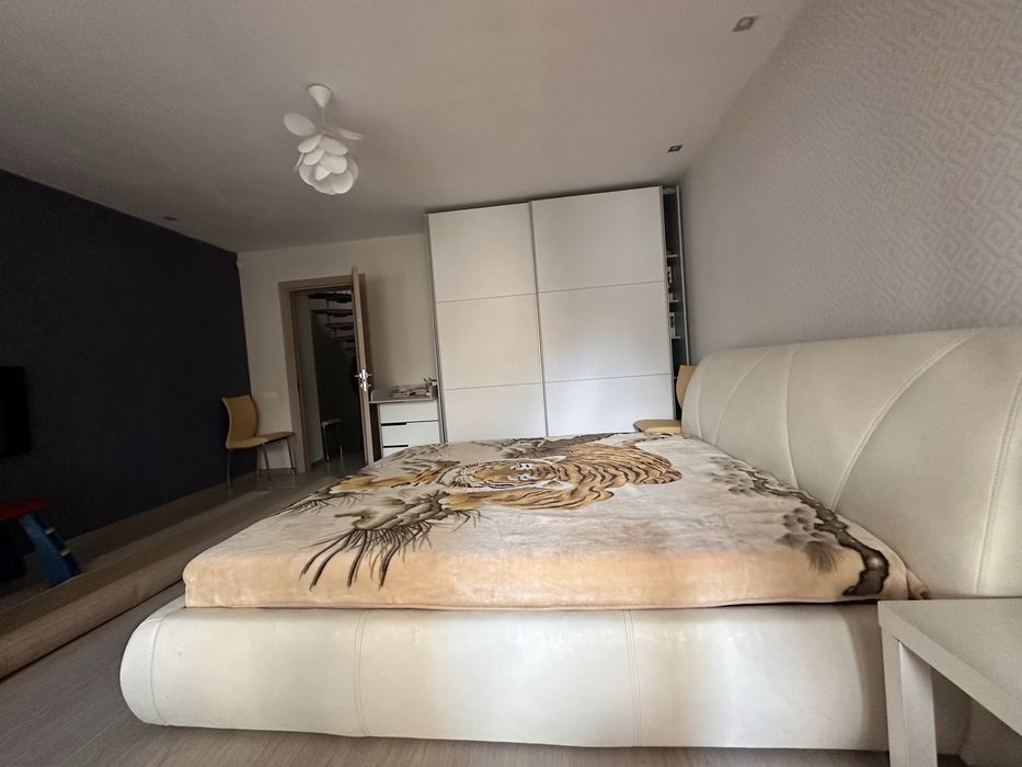 Таунхаус Центр 72 м с ремонтом 2 комнаты +Кухня гостиная