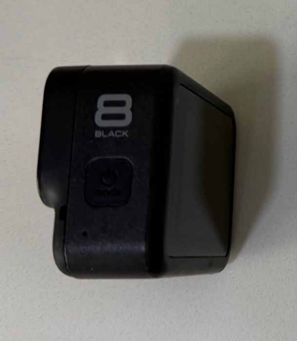 Gopro 8 Black com baterias e comando