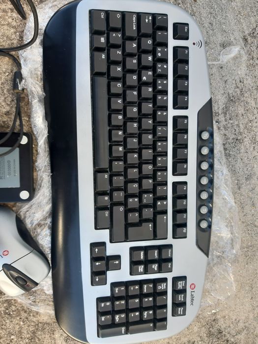 Labtec Keyboard + Mouse64284586763649121