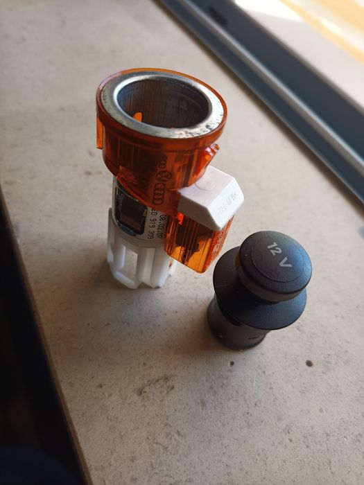 Isqueiro 12v para grupo VAG (VW/Audi etc)
