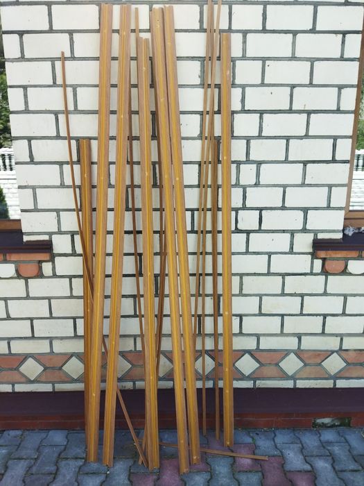 Плінтус пластиковий половий