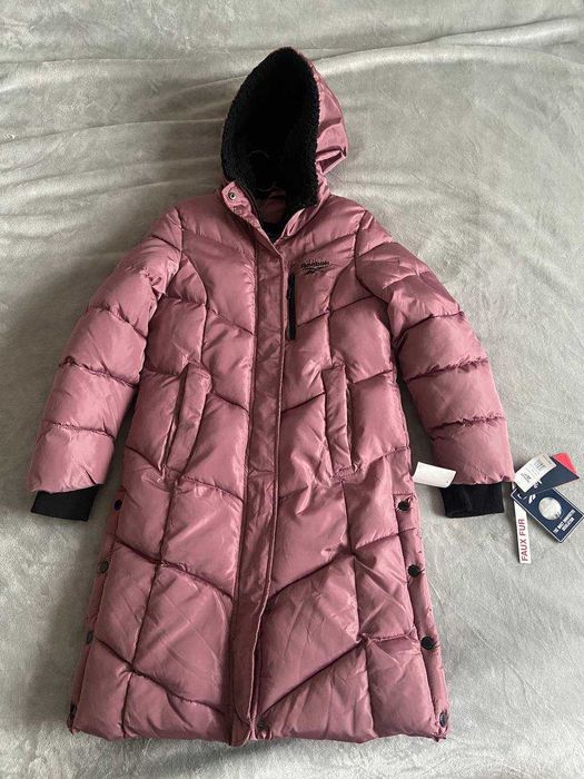 Жіноча пухова куртка Reebok (S-M)