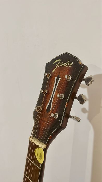 Guitarra Fender FA 325CE Dreadnought DAO exotic