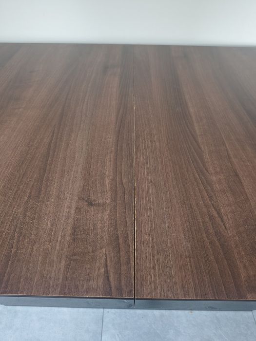 stół uzywany orzech