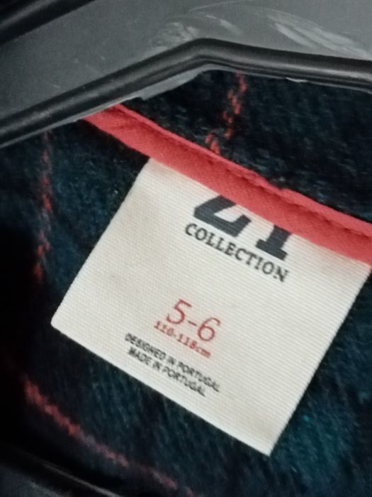 Canadiana Menino, 5/6 anos Azul Escuro, portes incluídos 

5/6 anos