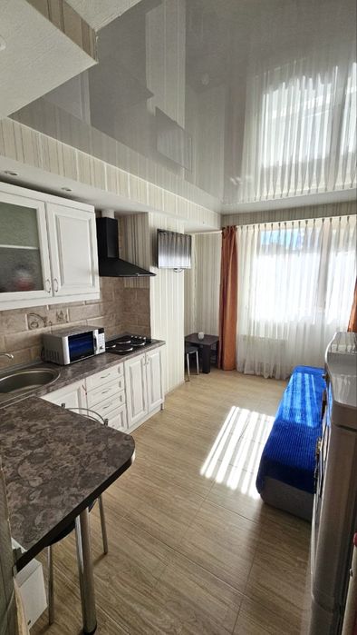 Сдам 1-ком.в ЖК Академгородок(Добровольцев)Парк Победы,Студия