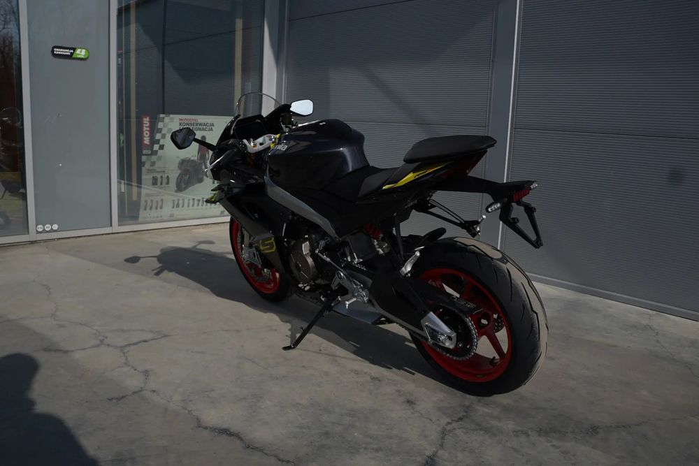 Aprilia Rs