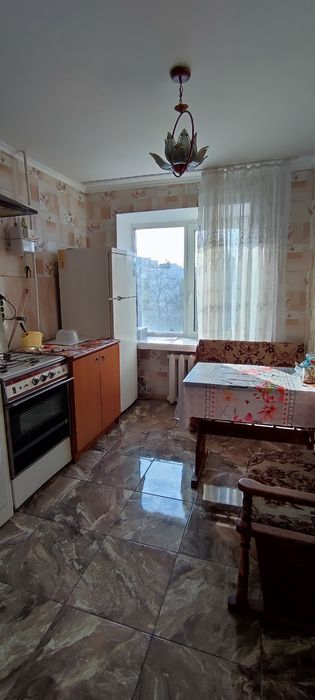 Оренда кімнати в квартирі без господарів  без комунальних