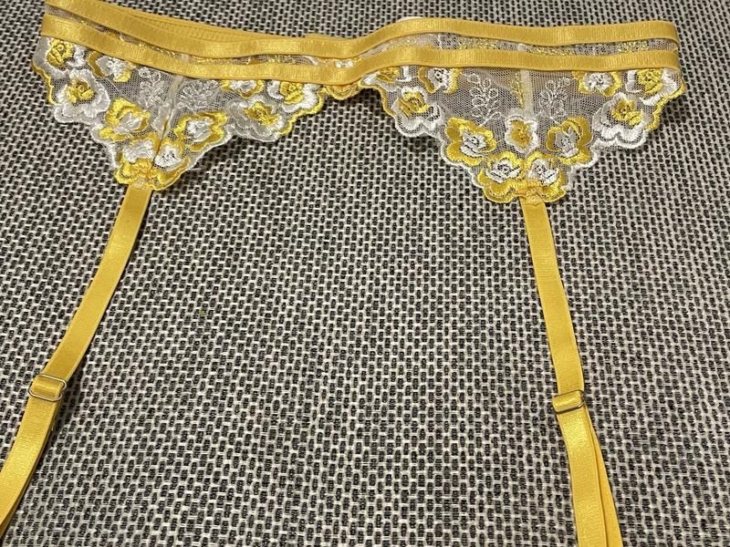 Мереживний весільний пояс для панчіх із знімними гартерами primark