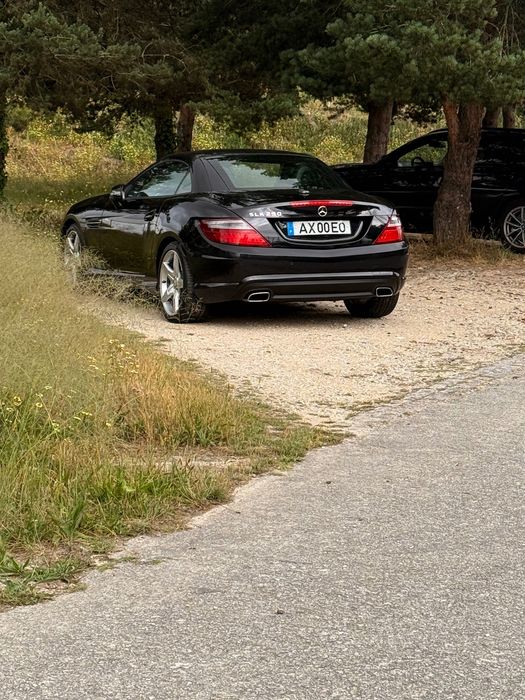 Mercedes SLK 250 AMG ( poderei aceitar retoma de moto ou carro)