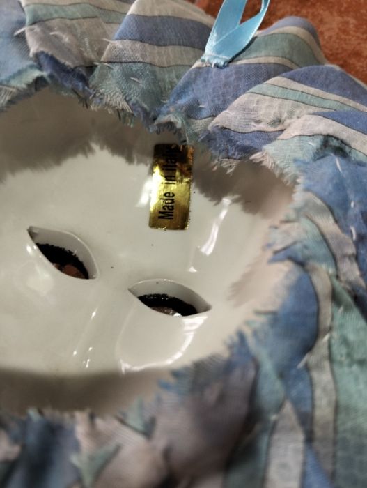 Vendo máscara de porcelana