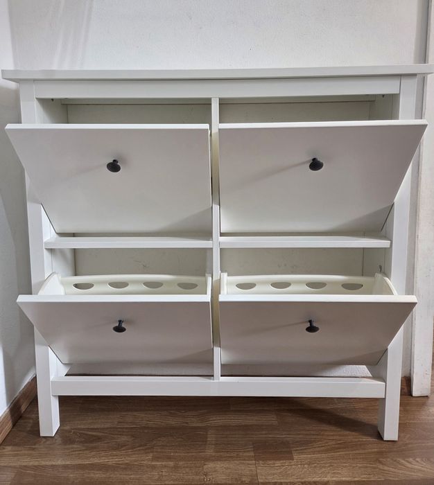 Sapateira branca HEMNES IKEA
