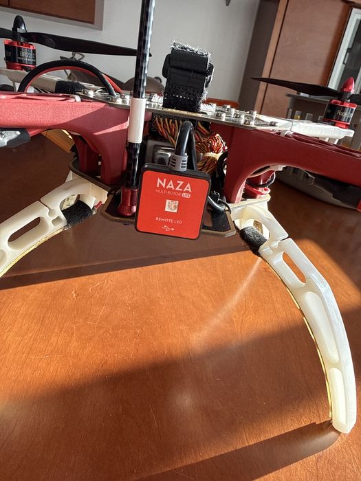 Drone dji F450 com motores Racestar BR 2312
