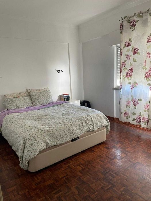 Quarto ao pé metro REBOLEIRA solteiro/casal