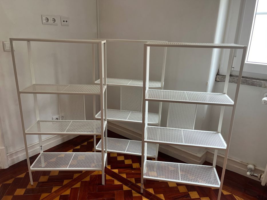 Conjunto de 3 estantes Ikea BAGGEBO