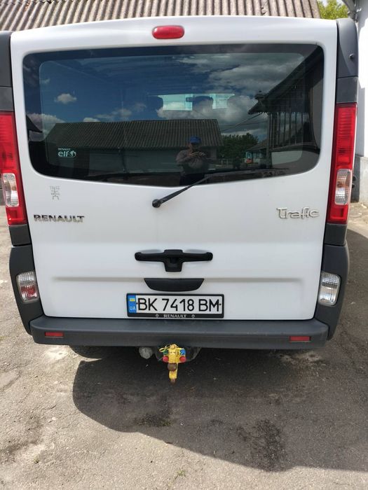 Продам авто Renault Trafic.