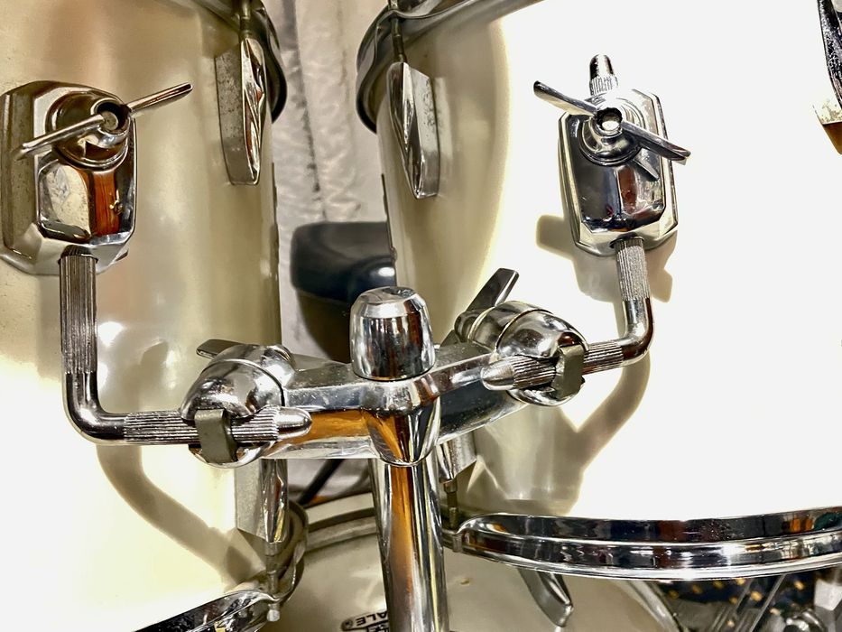 1984 Premier Royale APK