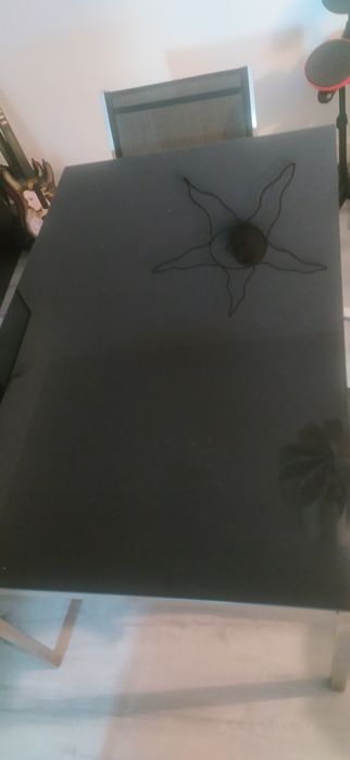 Mesa de sala e 4 cadeiras