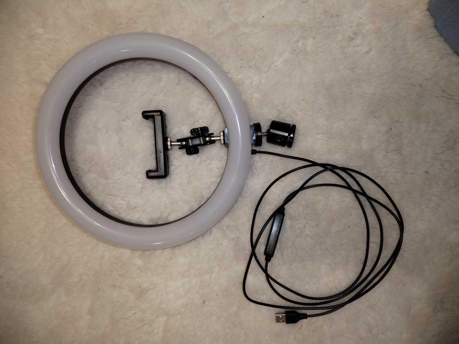 Продам лампу для блогерства