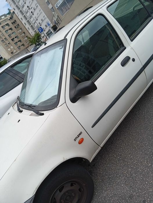 Automóvel Ford Fiesta